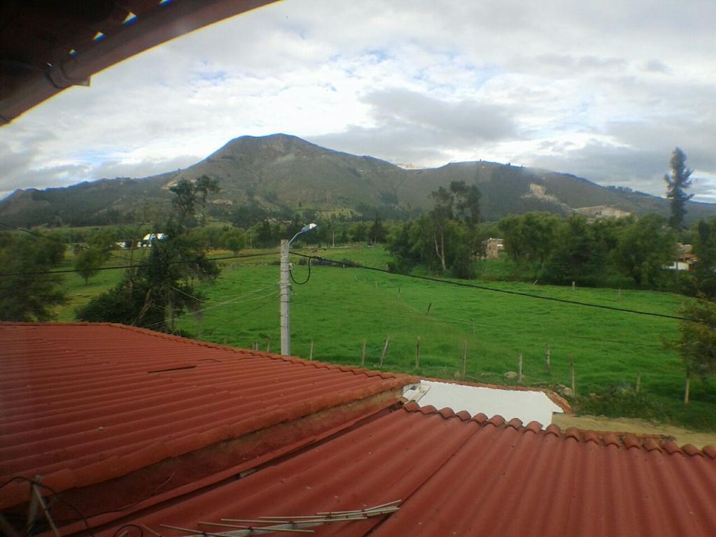 Hospedaje El Mirador Iza Exterior photo